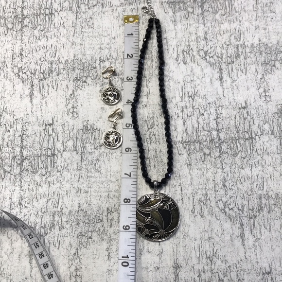 Vintage Black Beaded Choker Necklace & Earrings; with 5 Clear Rhinestones - Picture 7 of 10